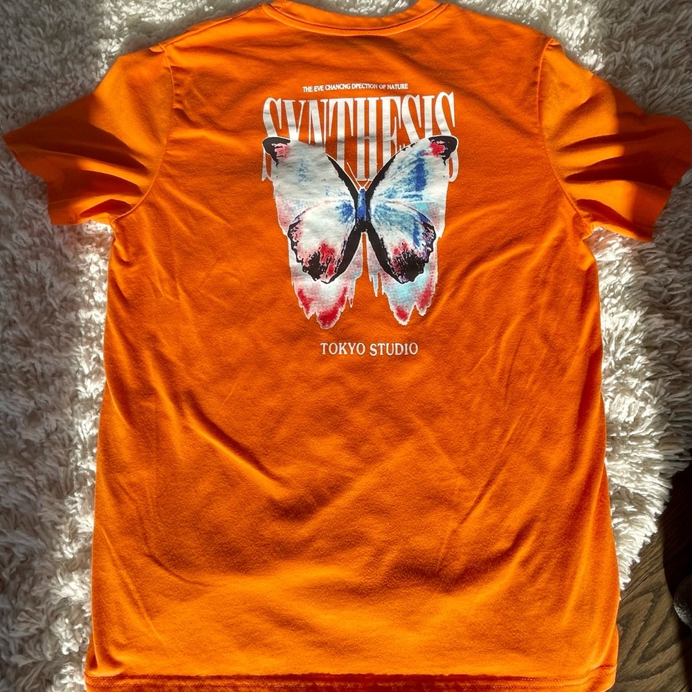 Butterflies Synthesis Tee. Vintage. Orange. Polyester. Cotton. Men’s small.